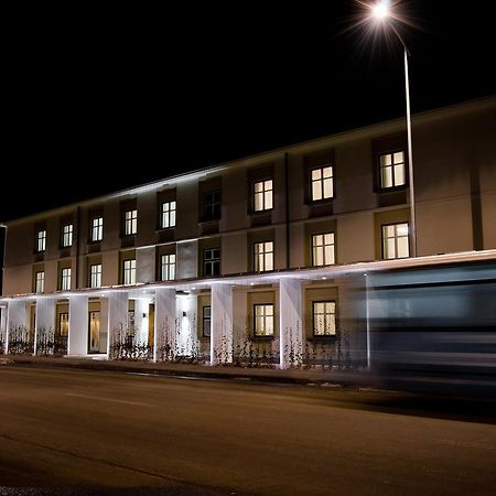 Fidelitas Hotel Sfântu-Gheorghe Buitenkant foto